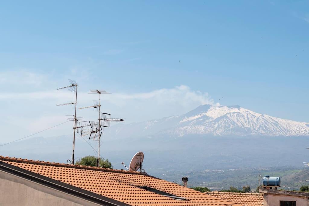 Un Passo Dal Mare Due Dall'Etna Giardini Naxos Dış mekan fotoğraf
